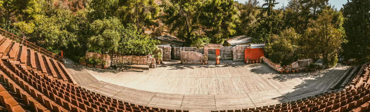 Θέατρο "Δόρα Στράτου"