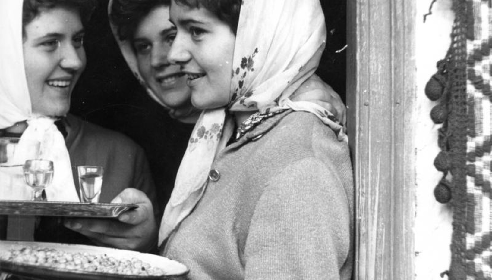 Ταινιοθήκη: Μακεδονικός γάμος/Θάσος/Καστοριά