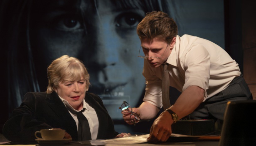 TIDF28 Broken English